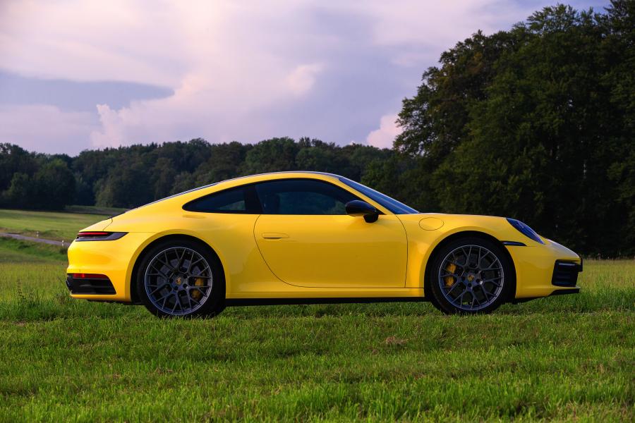  Porsche 911 Carrera (992) 2019 года  (WW) (фото 18 из 148)